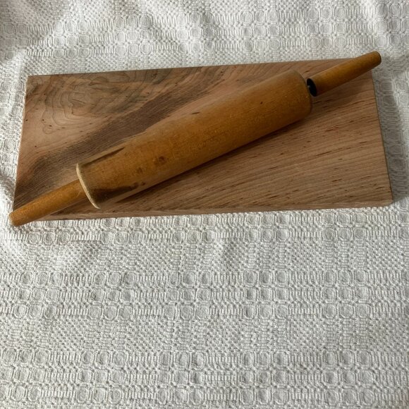 Antique Vintage Wooden Rolling Pin In Excellent Condition Farmhouse Decor 17” - Picture 1 of 3